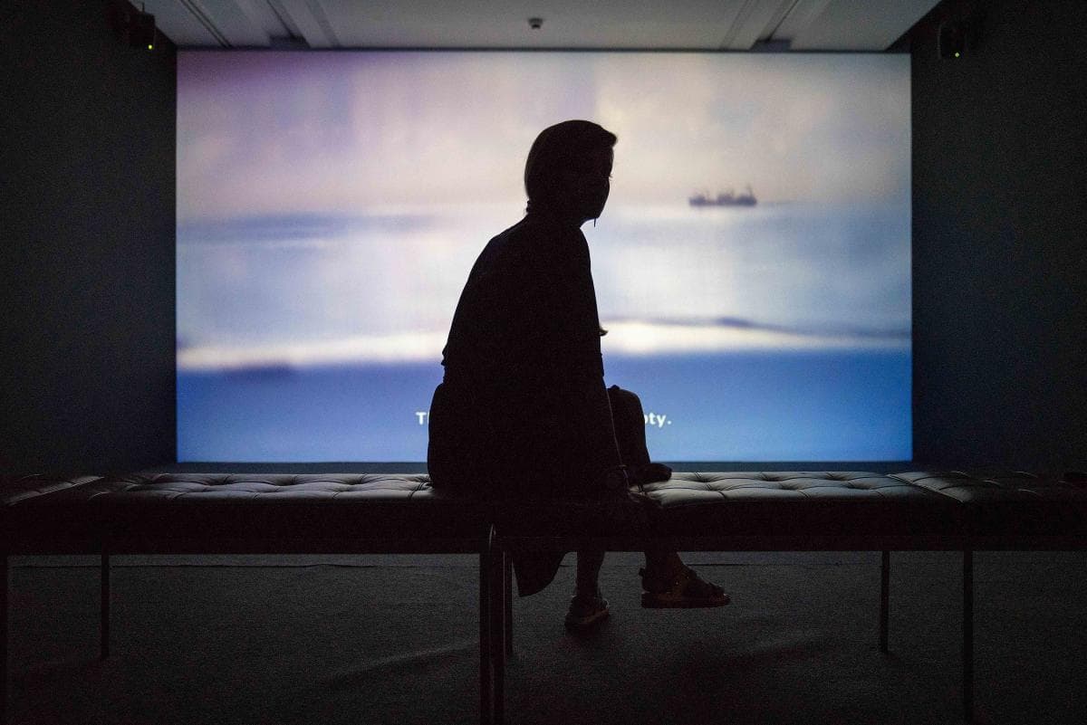 Anonym, icke-anonym, öppen eller känd äggdonation